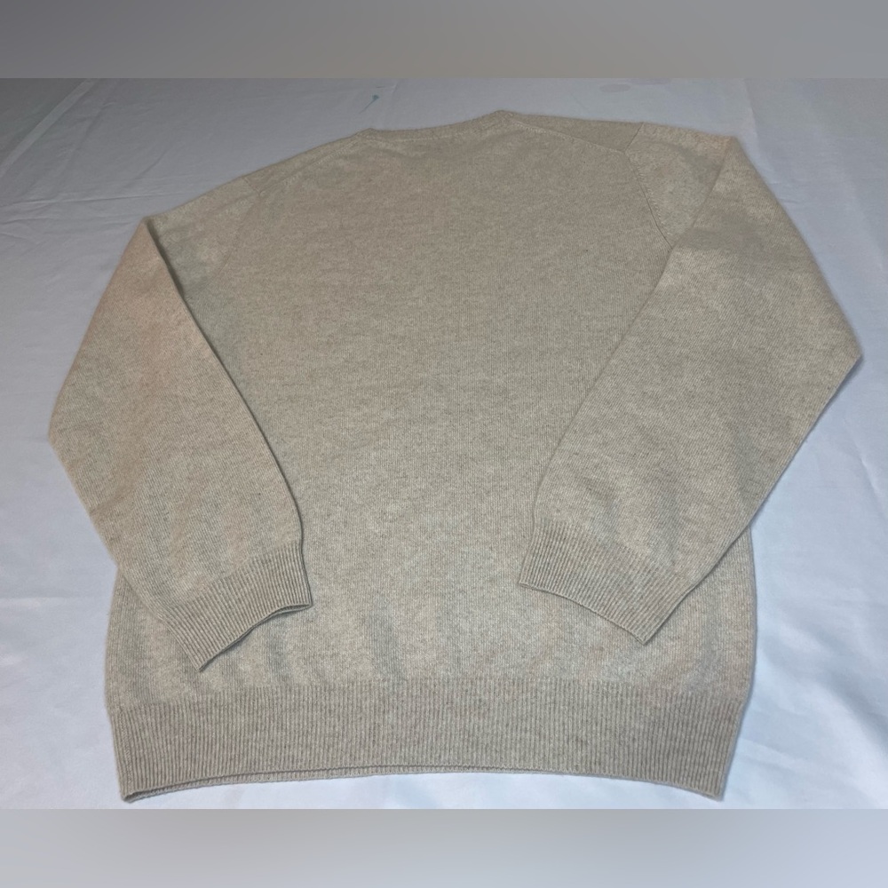 Roundtree & Yorke Men's Tan Crewneck Sweater - Picture 4 of 13